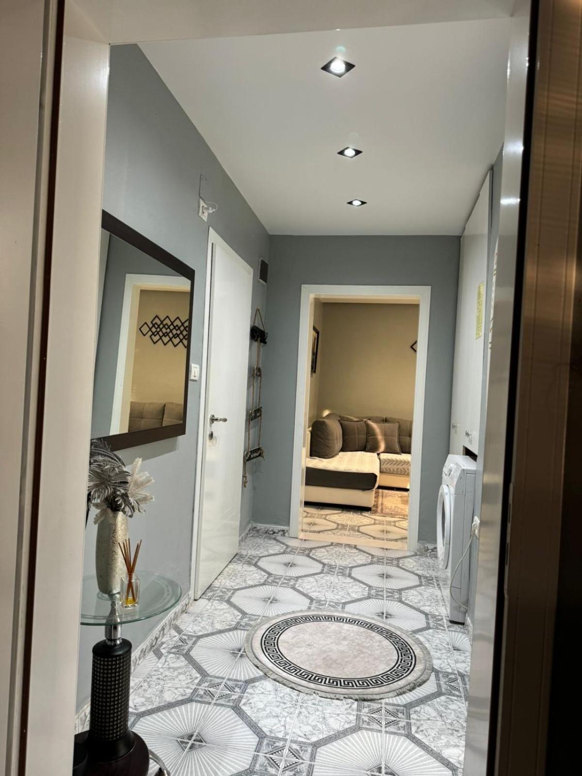Temali Apartment Shkodër Esterno foto