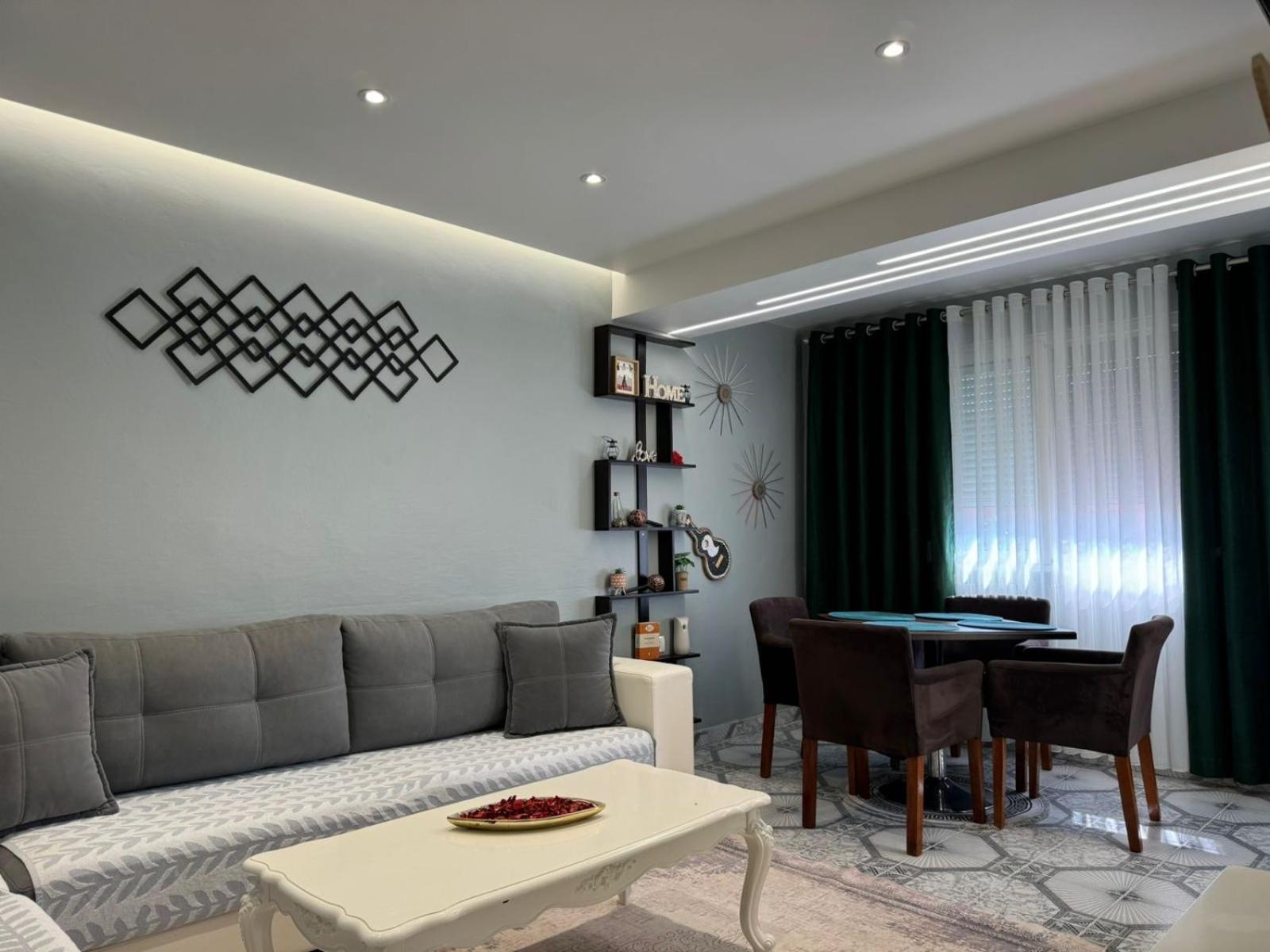 Temali Apartment Shkodër Esterno foto